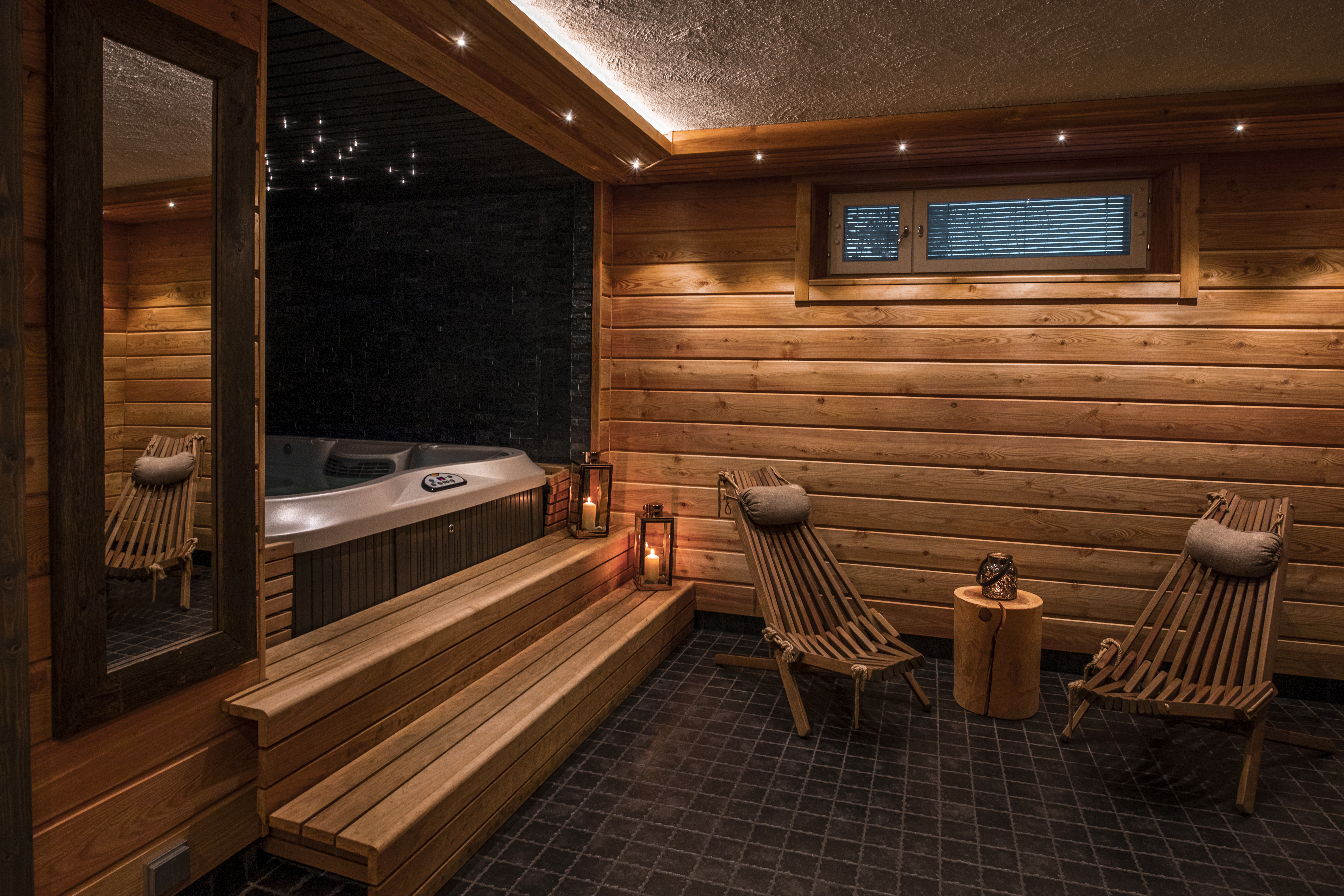 Private sauna experience at Beana Laponia with jacuzzi